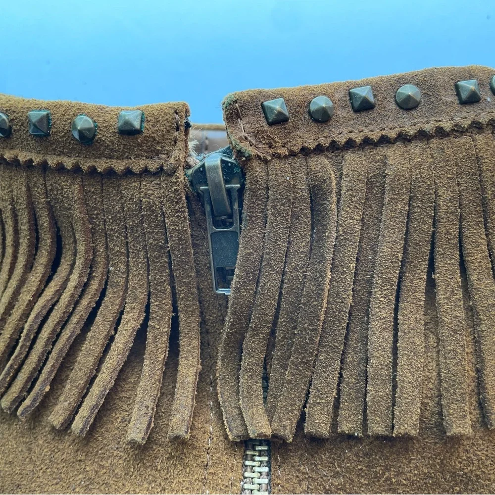 BareTraps Wendell brown leather fringe ankle booties with heel. Size 8.5M - Picture 4 of 6